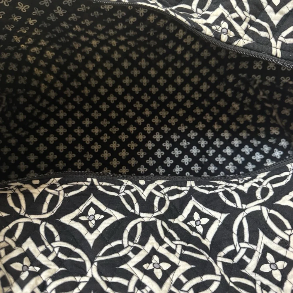 Womens Black White Geometric Quilted Overnight bag Concerto Zip Large